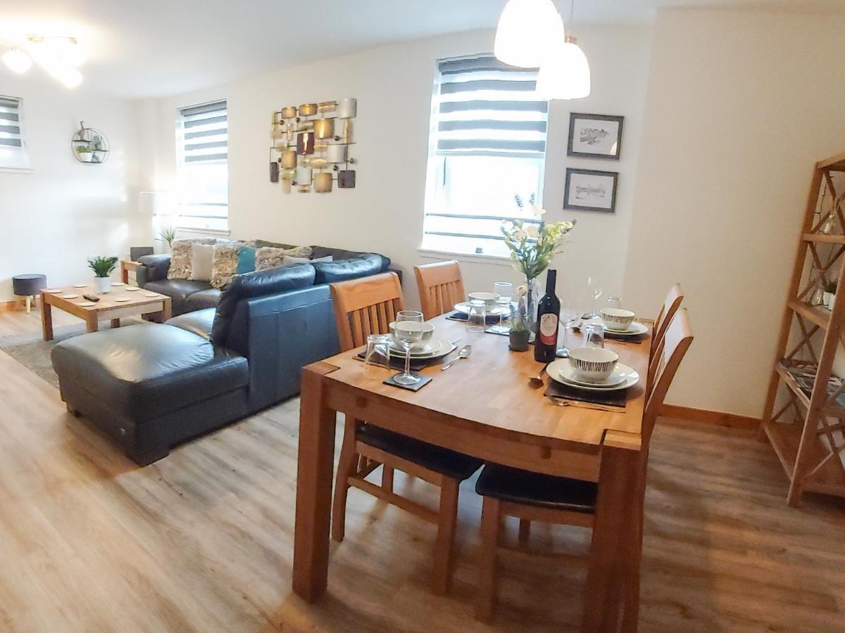 Inverness City Centre Apartment With Elevator And Google Chromecast Екстер'єр фото