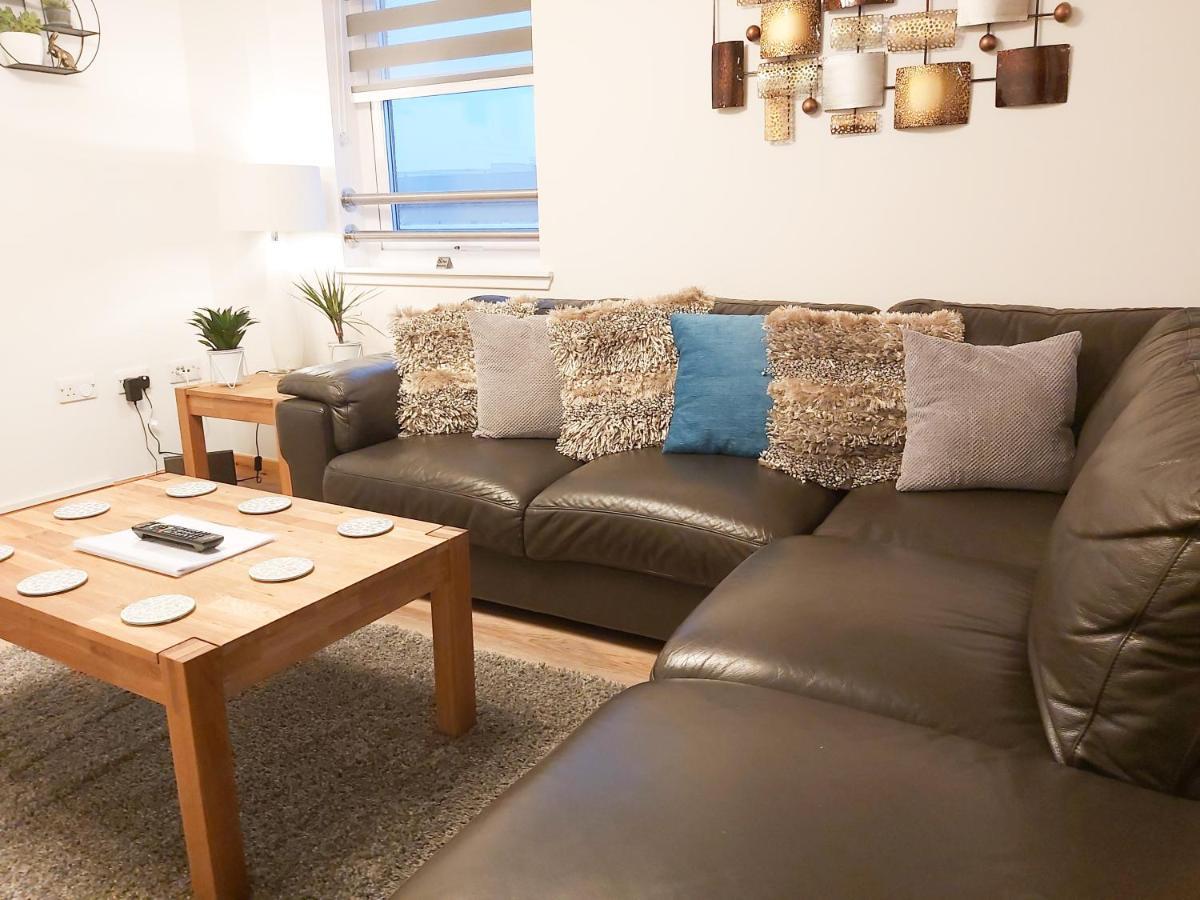 Inverness City Centre Apartment With Elevator And Google Chromecast Екстер'єр фото
