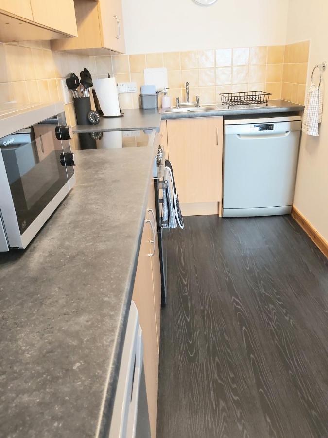 Inverness City Centre Apartment With Elevator And Google Chromecast Екстер'єр фото